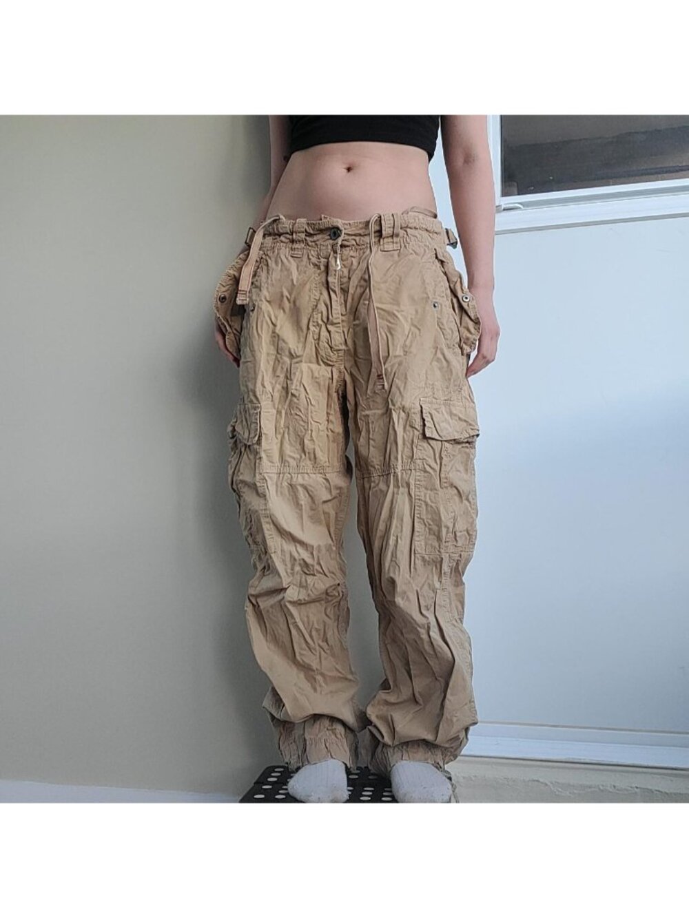 American Eagle Oversized Beige Buckle Cargo Utility Wide Leg Pants (30)
